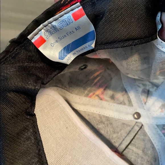 Raychem Vintage Floral Trucker Hat - Picture 3 of 3